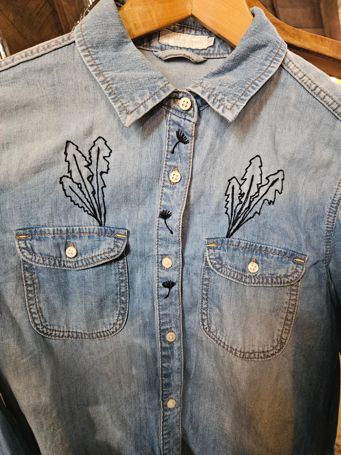 Camisas jeans bordadas