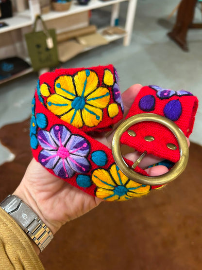 Cinturones Bordados